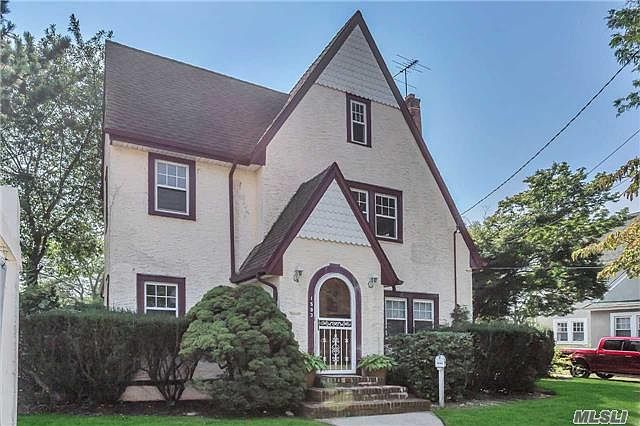 1st image of 1593 Moffitt Ave
