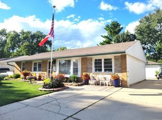 804 Oriole Dr, Streamwood, IL 60107