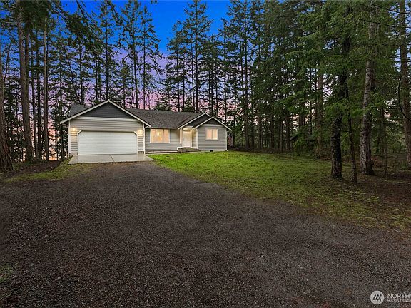 4th image of 22127 N Clear Lake Boulevard SE