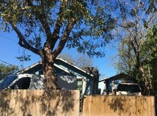 1105 E 29th St, Houston, TX 77009