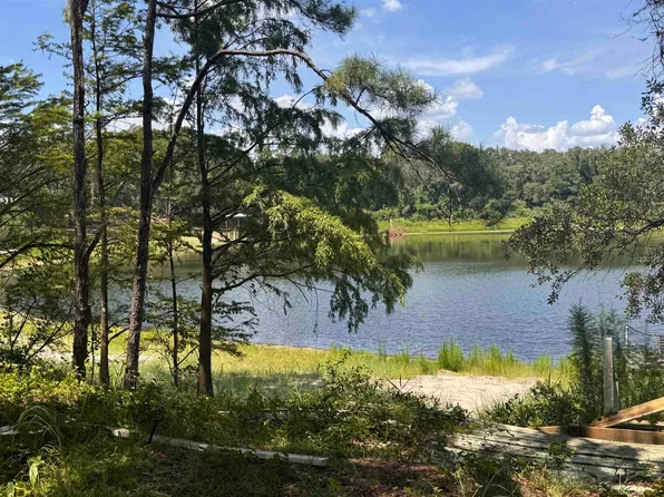 128 Sunset Ln, Interlachen, FL 32148