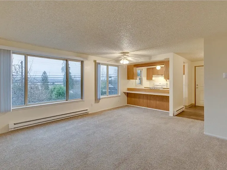 Evergreen Residences — Photo 17