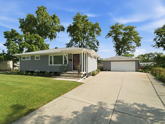 2nd image of 122 Marr Ct