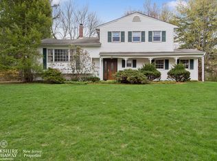 48 Concord Ln, Basking Ridge, NJ 07920