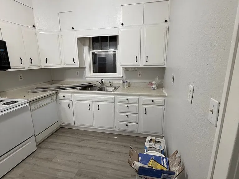 623 S Willow Ave — Photo 6