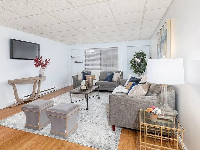 111 Foster St #416 — Photo 2