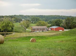 10536 Reynolds Rd, Orrick, MO 64077