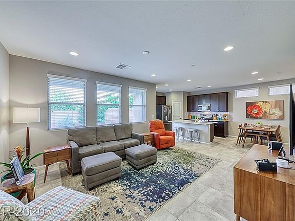 5th image of 7518 Whitman Colonial St