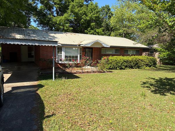 1102 Tate Dr