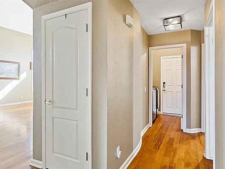 2293 Joseph Damon Dr — Photo 25