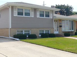 811 S 2nd Ave, Des Plaines, IL