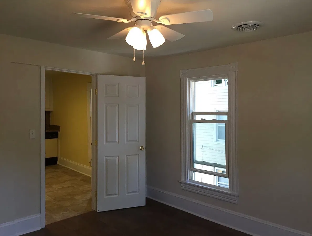 2 bed, $950 — Photo 4