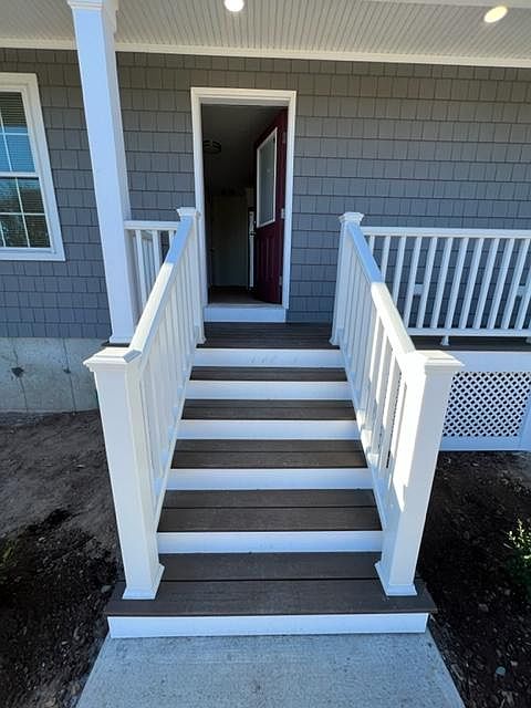 2nd image of 370 Center St #8