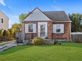 2488 Camp Ave, Bellmore, NY 11710