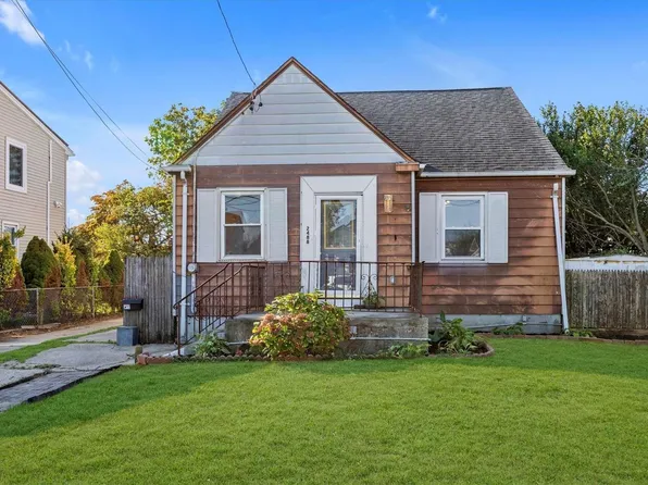 2488 Camp Avenue, North Bellmore, NY 11710