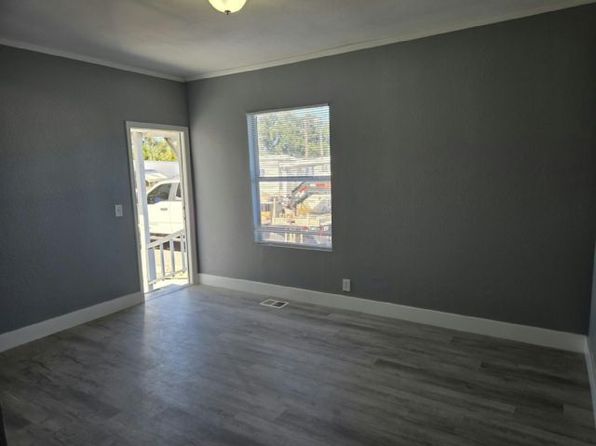 12300 Seminole Blvd #D2