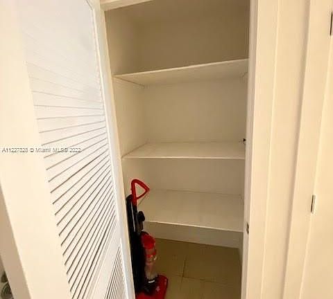 5th image of 1060 Brickell Ave APT 1413