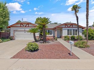 3636 W Monte Vista Ct, Visalia, CA 93277