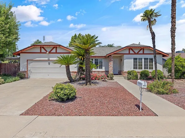 3636 W Monte Vista Court, Visalia, CA 93277
