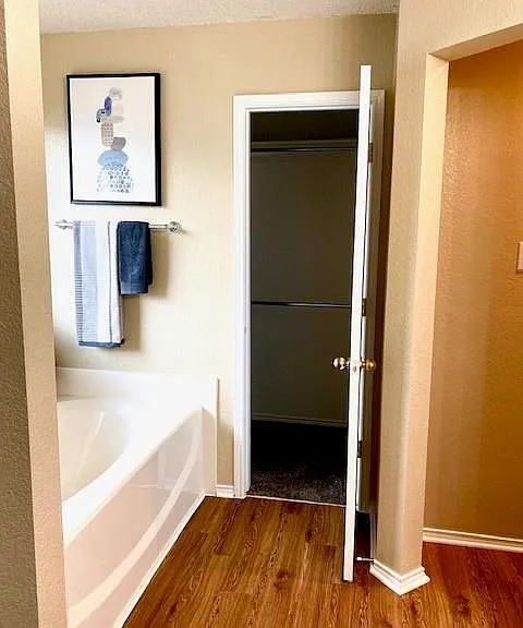 544 Marybeth Dr — Photo 10