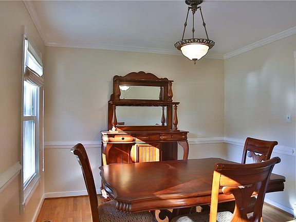 4th image of 2709 Eagle Run Ln