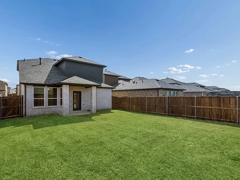 1013 Portina Dr — Photo 19