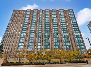 145 Hillcrest Ave #810, Mississauga, ON L5B3Z1