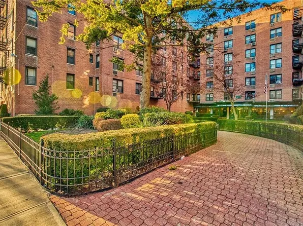 1213 Avenue D17, Brooklyn, NY 11235