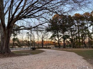 234 Old Camp Rd, Poplarville, MS 39470