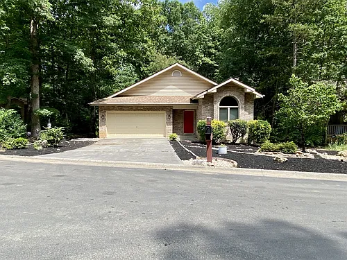 310 Paoli Trce Photo 1
