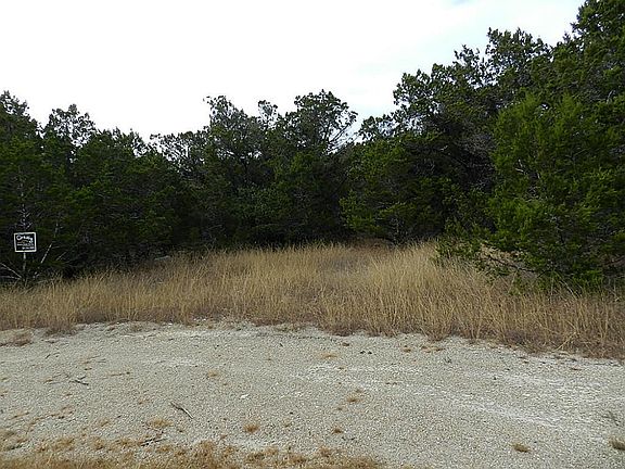  Front view of the lot. This is one of the cleared areas you could build on.