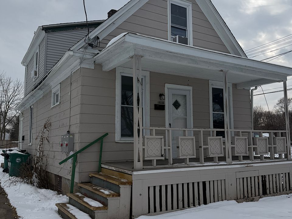 1st image of 1307 Calumet Ave #1