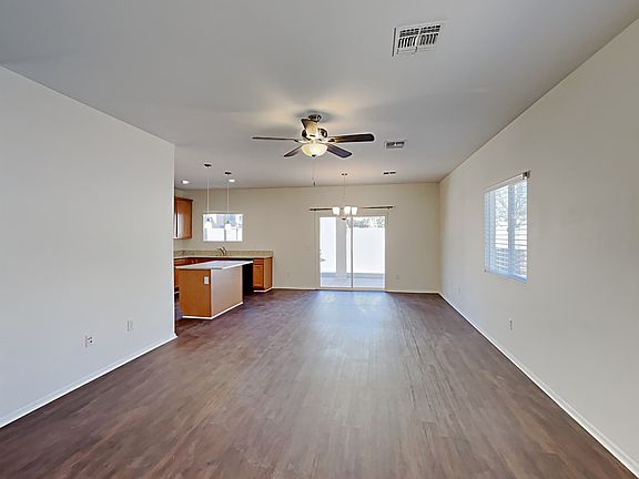 4th image of 98 W Via Costilla