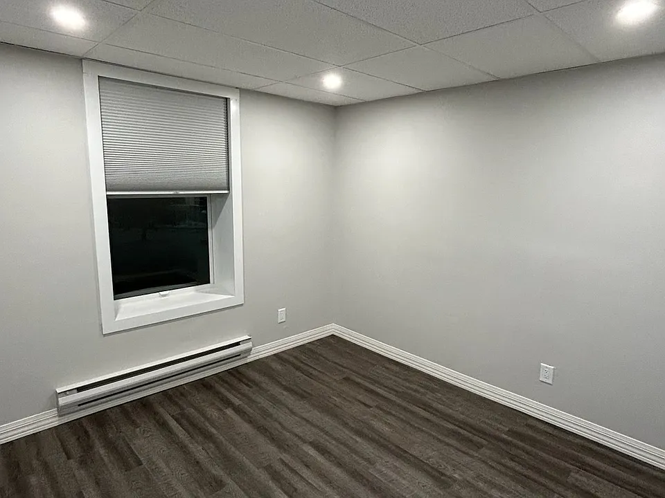 204 4th Ave #206
