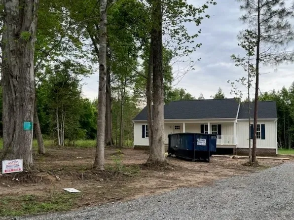 306 Barefords Mill Rd, Dunnsville, VA 22454