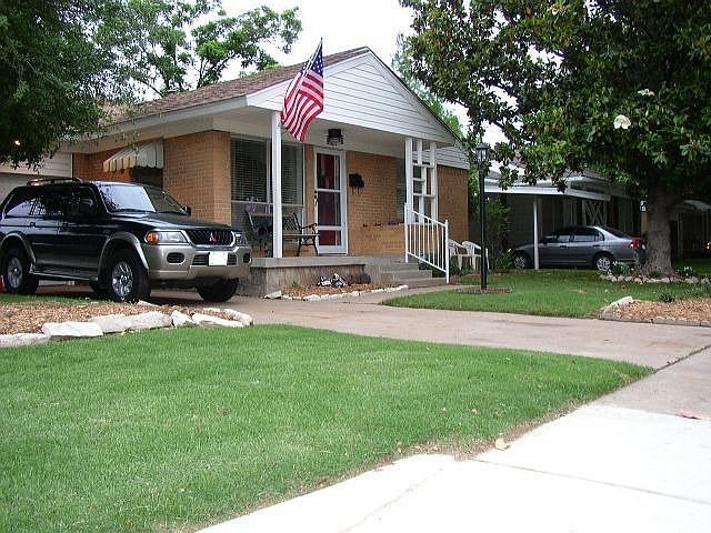 1st image of 1015 Lynda Ln