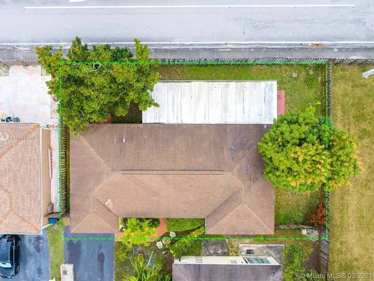 12559 SW 144th Ter — Photo 23