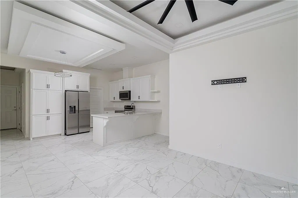 2 bed, 2.5 bath, 1450 sqft, $1,350 — Photo 4