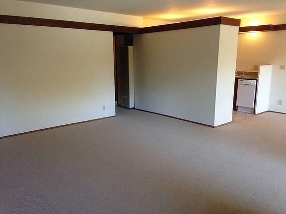 2nd image of 1080 Ygnacio Valley Rd #14