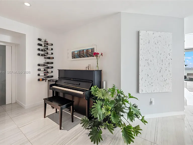 480 NE 31st St #1801 — Photo 19