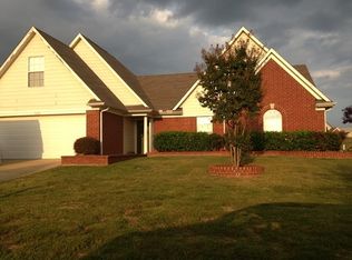 5670 Hunters Chase Dr, Southaven, MS 38672