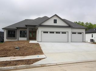 6530 Yellowstone Dr, Ashland, MO 65010