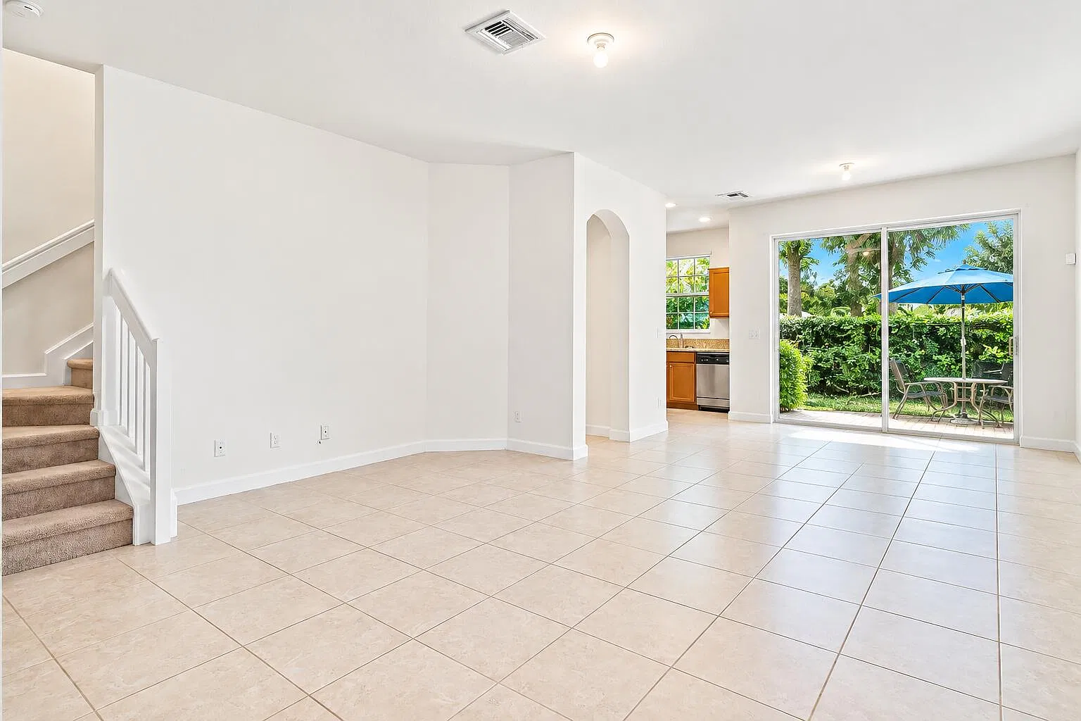 3 bed, 2.5 bath, 1542 sqft, $2,750 — Photo 4
