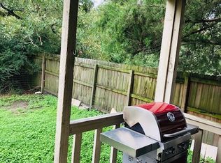 809 Yegua St, Bryan, TX 77801