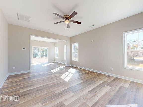 5th image of 317 Starky Drive
