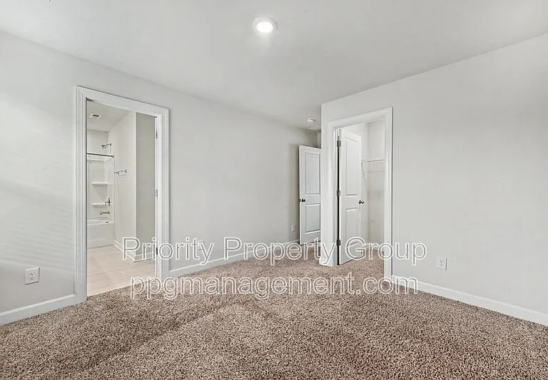 13112 Kenworth Rd — Photo 22