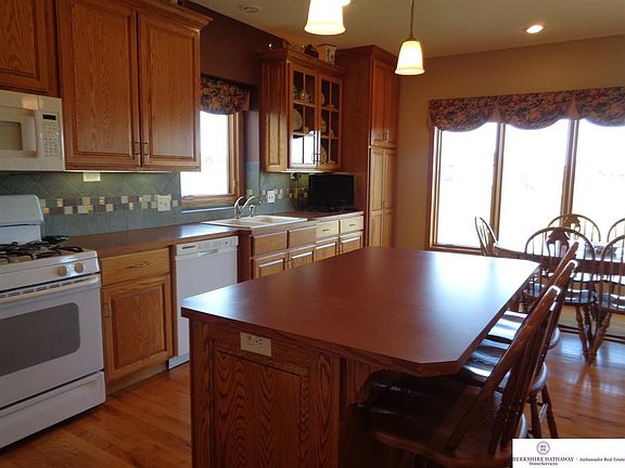 2nd image of 15337 Chasemore Dr