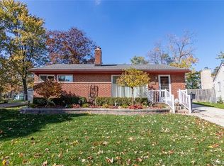 8673 Terri Dr, Westland, MI 48185