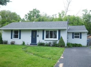 16 Tyler Ct, Manlius, NY 13104
