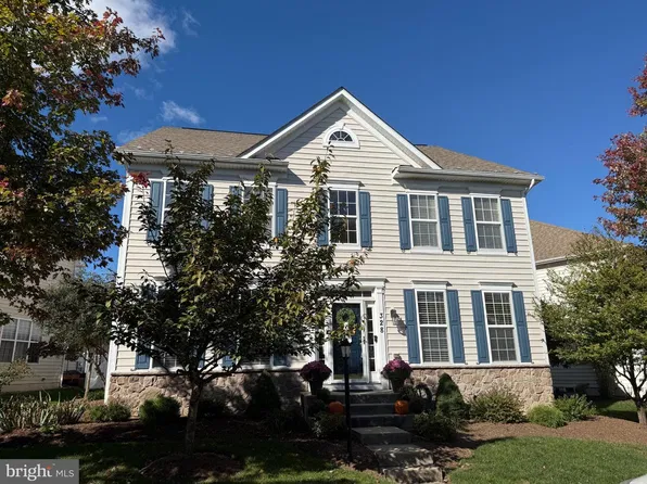 328 E Wainscot Dr, New Market, MD 21774